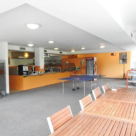 Hotel Hartman דירה *